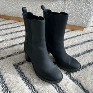 Veronica Beard Riley Lug Sole Black Platform Boots Size 6.5M